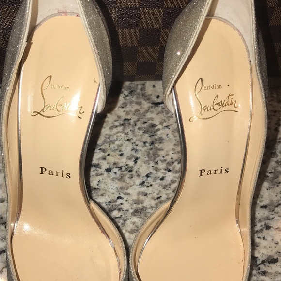 SOLDⓂ️ Christian Louboutin Iriza’s - Picture 4 of 6